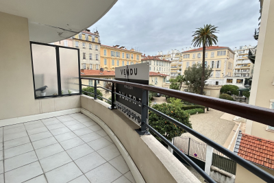 Appartement &agrave; vendre &agrave; NICE  - 3 pi&egrave;ces - 66 m&sup2; 