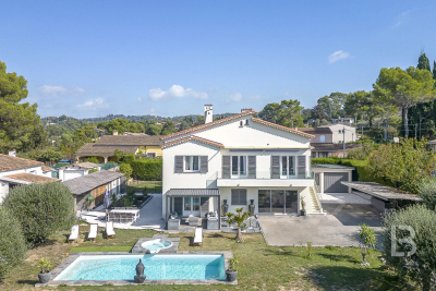 House for sale in MOUGINS  - 8 rooms - 240 m&sup2; 