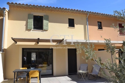 Maison &agrave; vendre &agrave; GIGONDAS  - 5 pi&egrave;ces - 125 m&sup2; 