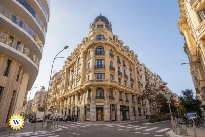 Apartment for sale in NICE  - 5 rooms - 132 m&sup2; 