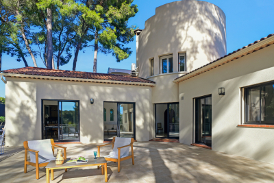 Maison &agrave; vendre maison terrasse les pins 