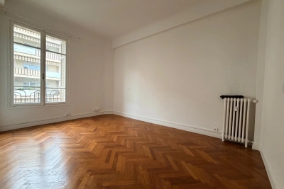 Apartment for sale in NICE Coursegoules - 2 rooms - 37 m&sup2; 