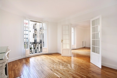 Appartement &agrave; louer &agrave; PARIS 16EME  - 5 pi&egrave;ces - 138 m&sup2; 
