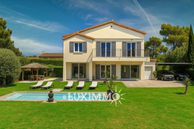 Maison &agrave; vendre &agrave; MOUGINS  - 8 pi&egrave;ces - 350 m&sup2; 