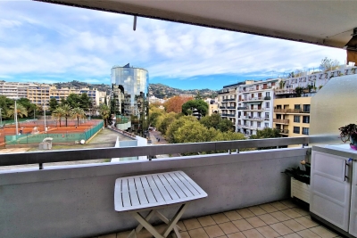Appartement &agrave; louer &agrave; NICE  - 3 pi&egrave;ces - 68 m&sup2; 