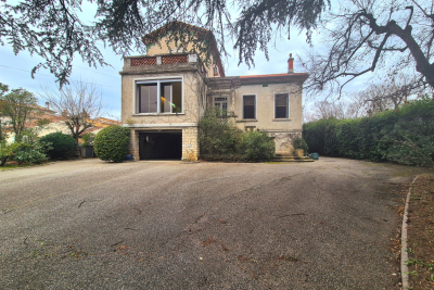 Maison &agrave; vendre piscine terra 