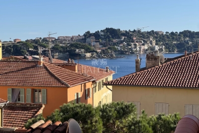 Maison &agrave; vendre &agrave; VILLEFRANCHE-SUR-MER  - 2 pi&egrave;ces - 47 m&sup2; 
