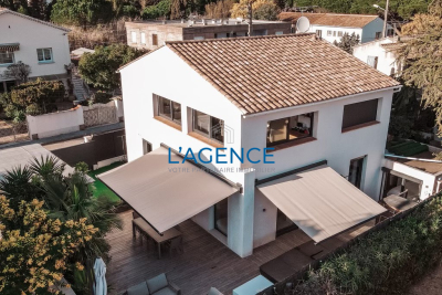 Maison &agrave; vendre les interieurs 