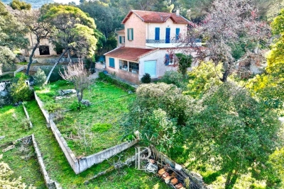 Maison &agrave; vendre &agrave; LE PRADET  - 5 pi&egrave;ces - 154 m&sup2; 