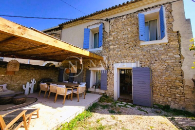 Maison &agrave; vendre &agrave; L'ISLE-SUR-LA-SORGUE  - 3 pi&egrave;ces - 94 m&sup2; 
