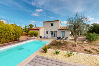 Maison &agrave; vendre &agrave; Bagnols-en-Forêt  - 4 pi&egrave;ces 90 m&sup2; 