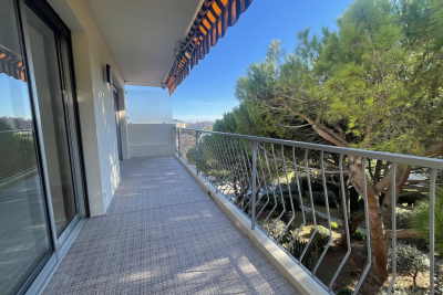 Appartement &agrave; louer &agrave; LE CANNET  - 3 pi&egrave;ces - 62 m&sup2; 