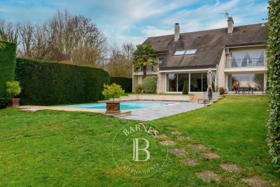 Maison &agrave; vendre &agrave; Santeny  - 8 pi&egrave;ces 248 m&sup2; 