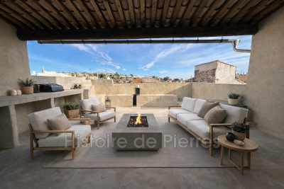 Maison &agrave; vendre &agrave; NÎMES  - 7 pi&egrave;ces - 180 m&sup2; 