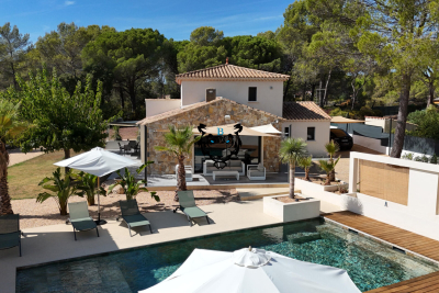 Maison &agrave; vendre &agrave; ROQUEBRUNE-SUR-ARGENS  - 5 pi&egrave;ces - 162 m&sup2; 