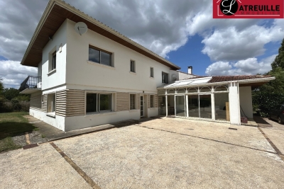 Maison &agrave; vendre &agrave; CRAVANS  - 13 pi&egrave;ces - 312 m&sup2; 