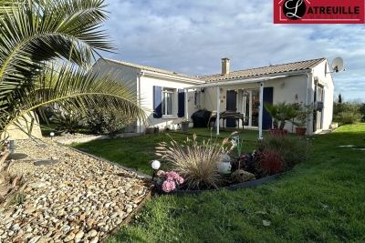 Maison &agrave; vendre &agrave; ST SIMON DE PELLOUAILLE  - 4 pi&egrave;ces - 100 m&sup2; 