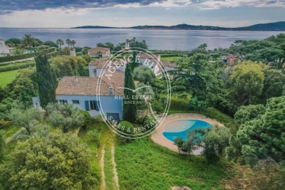 Maison &agrave; vendre &agrave; GRIMAUD Grimaud - 7 pi&egrave;ces - 200 m&sup2; 