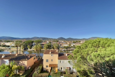 Appartement &agrave; vendre terrasse avec vue sur port st tropez 