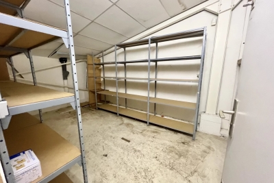 Commerce &agrave; louer &agrave; ST-TROPEZ  - 1 pi&egrave;ces - 16 m&sup2; 