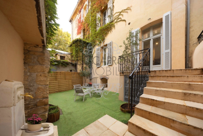 Appartement &agrave; vendre &agrave; AIX-EN-PROVENCE Campagne Ouest - 4 pi&egrave;ces - 175 m&sup2; 