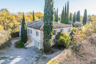 Maison &agrave; vendre &agrave; AIX-EN-PROVENCE  - 11 pi&egrave;ces - 300 m&sup2; 