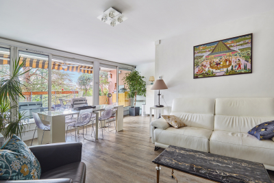 Appartement &agrave; vendre climatisation terrasse ascenseur aix en provence 