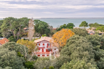 Maison &agrave; vendre &agrave; PYLA-PLAGE  - 10 pi&egrave;ces - 212 m&sup2; 