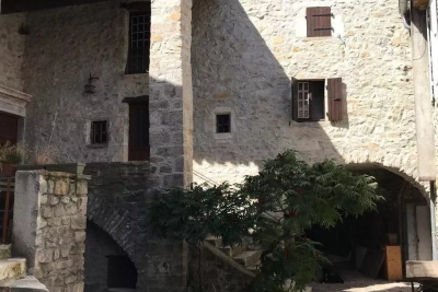 Maison &agrave; vendre &agrave; VALVIGNERES  - 6 pi&egrave;ces - 175 m&sup2; 