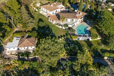 Maison &agrave; vendre &agrave; VENCE  - 15 pi&egrave;ces - 830 m&sup2; 