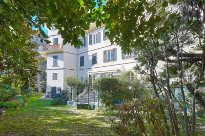 Apartment for sale in CANNES  - 3 rooms - 100 m&sup2; 