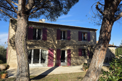 Maison &agrave; vendre &agrave; EYGALIÈRES  - 7 pi&egrave;ces - 170 m&sup2; 