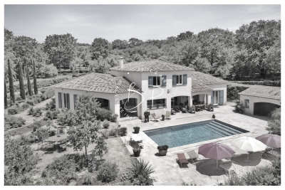 Maison &agrave; vendre pool lorgues 