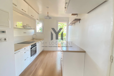 Appartement &agrave; vendre &agrave; SANARY-SUR-MER  - 3 pi&egrave;ces - 63 m&sup2; 