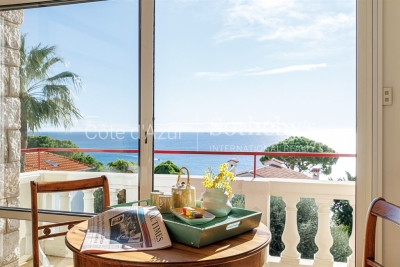 House for sale in NICE Val de Gorbio - 8 rooms - 222 m&sup2; 