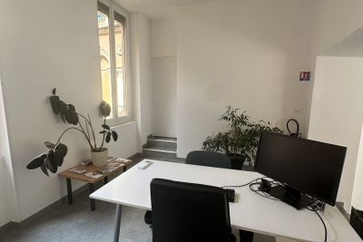 Commerce &agrave; vendre &agrave; NARBONNE  - 3 pi&egrave;ces - 124 m&sup2; 