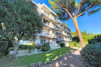 Appartement &agrave; louer &agrave; CANNES  - 1 pi&egrave;ces - 28 m&sup2; 