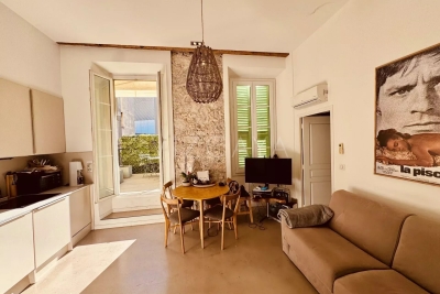 Appartement &agrave; louer &agrave; NICE Pasteur - 2 pi&egrave;ces - 33 m&sup2; 