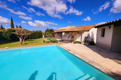 Maison &agrave; vendre &agrave; FONTVIEILLE  - 5 pi&egrave;ces - 131 m&sup2; 