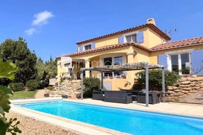 Maison &agrave; vendre &agrave; MAUSSANE-LES-ALPILLES  - 5 pi&egrave;ces - 123 m&sup2; 