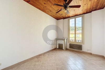 Appartement &agrave; vendre dernier etagent alpes maritimes 