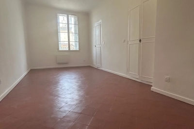 Appartement &agrave; louer &agrave; AIX-EN-PROVENCE  - 3 pi&egrave;ces - 62 m&sup2; 