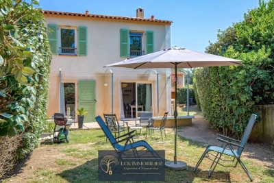 Maison &agrave; vendre &agrave; ROQUEBRUNE-SUR-ARGENS  - 4 pi&egrave;ces - 86 m&sup2; 
