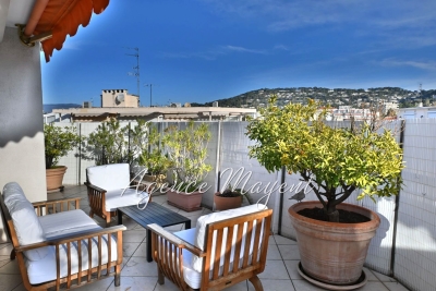 Appartement &agrave; vendre &agrave; CANNES Villa Arson - 3 pi&egrave;ces - 52 m&sup2; 