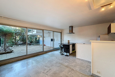 Appartement &agrave; vendre &agrave; JUAN-LES-PINS  - 3 pi&egrave;ces - 47 m&sup2; 
