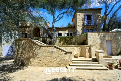 Maison &agrave; vendre &agrave; BEAUCAIRE  - 10 pi&egrave;ces - 340 m&sup2; 