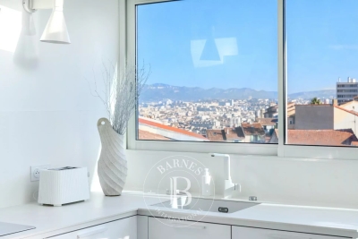 Appartement &agrave; vendre &agrave; MARSEILLE 6EME Vaufreges-Leon Lachamp - 4 pi&egrave;ces - 163 m&sup2; 