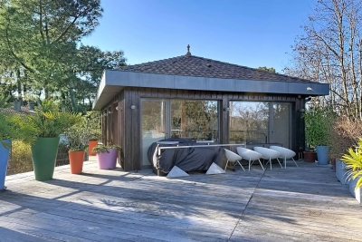 Maison &agrave; vendre &agrave; LÈGE-CAP-FERRET  - 7 pi&egrave;ces - 200 m&sup2; 