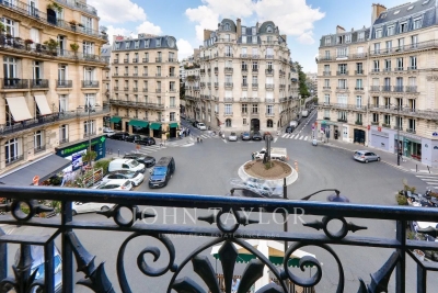 Appartement &agrave; vendre &agrave; PARIS 16EME Charonne - 5 pi&egrave;ces - 161 m&sup2; 