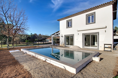 Maison &agrave; vendre &agrave; TRANS-EN-PROVENCE  - 6 pi&egrave;ces - 144 m&sup2; 